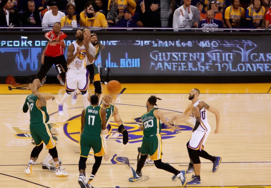 2018NBA赛季：勇士VS太阳火花对决解析(图1)